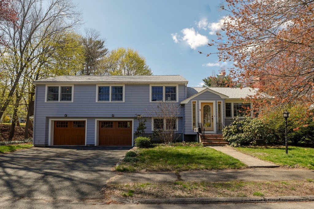 11 Amelia Road Needham, MA 02494 - Photo 1 of 32