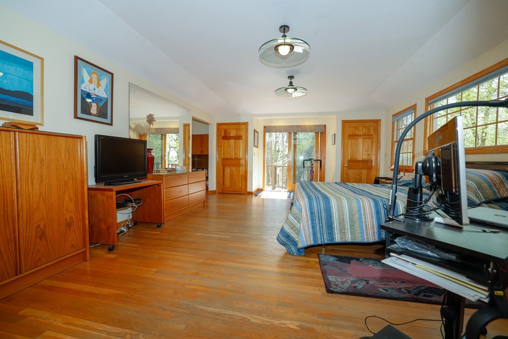 11 Amelia Road Needham, MA 02494 - Photo 14 of 32