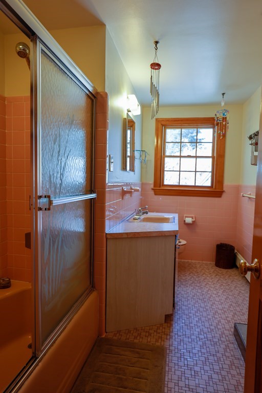 11 Amelia Road Needham, MA 02494 - Photo 28 of 32