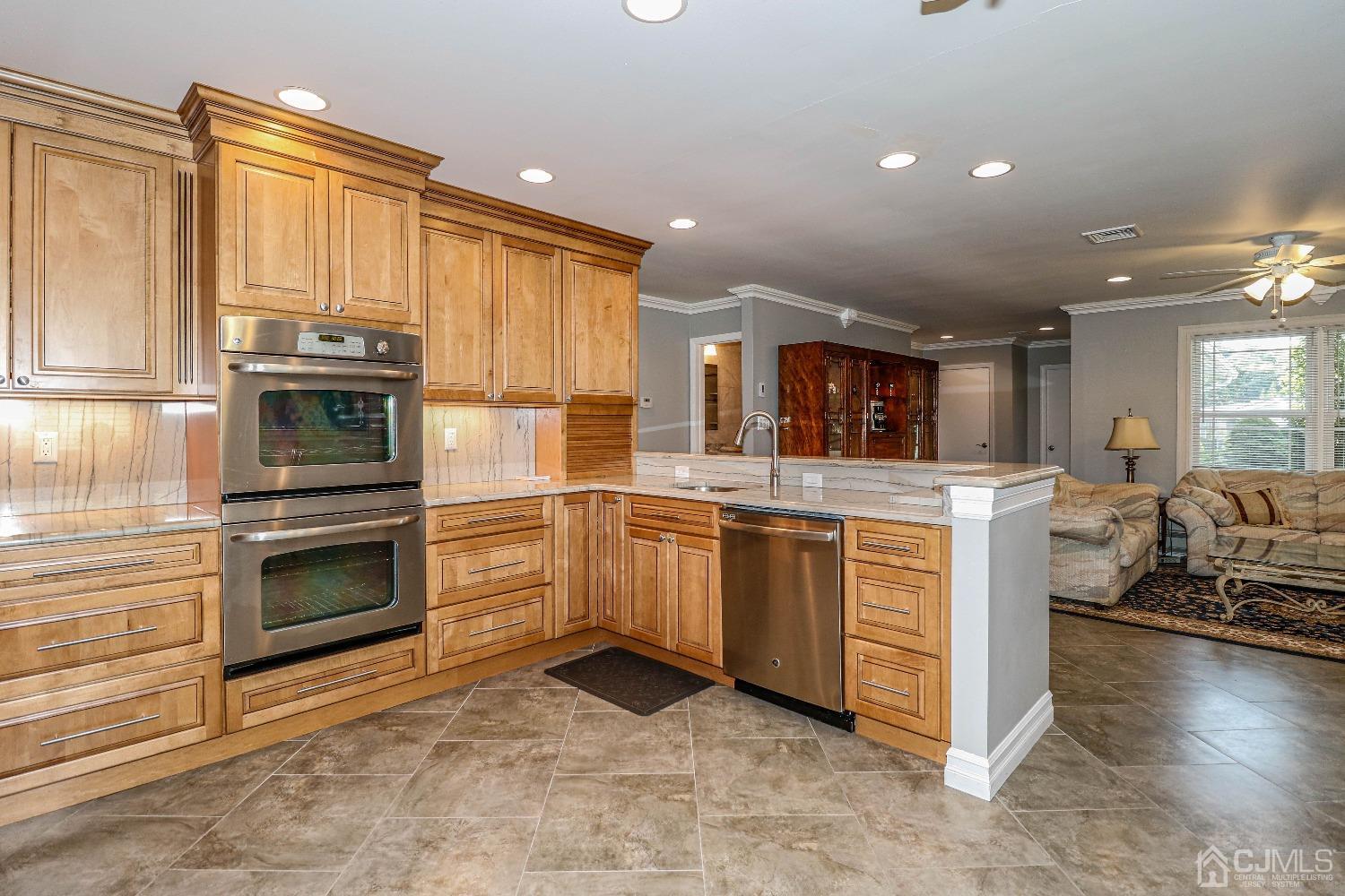 276 Convent Road, Unit A Monroe Township, NJ 08831 - Photo 10 of 25 Gallery Image 10