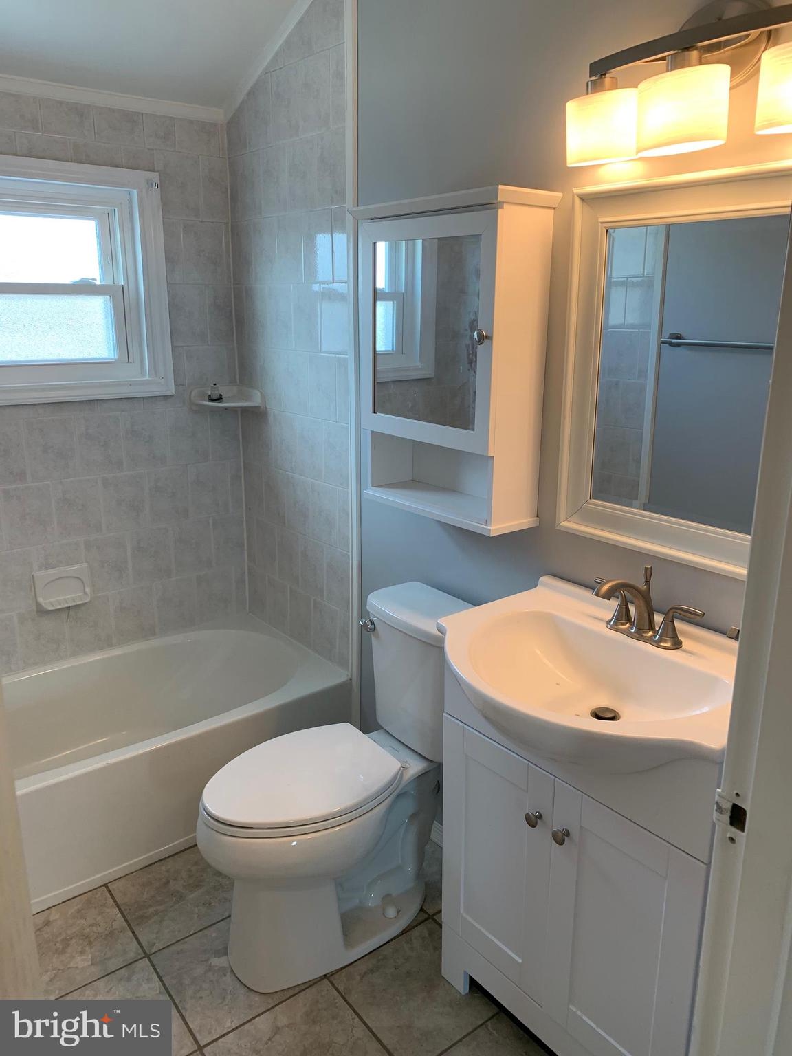 7916 Charlesmont Road Dundalk, MD 21222 - Photo 9 of 14 Full Bath