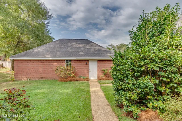 $360,000 | 103 Copper Ridge Drive, Brandon, MS 39042