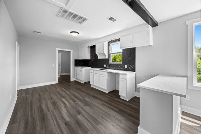 $300,000 | 1806 Calvert Street, North Charleston, SC 29405