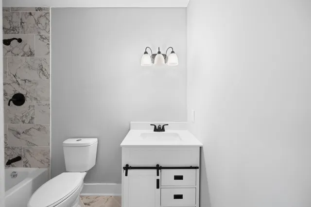 $300,000 | 1806 Calvert Street, North Charleston, SC 29405