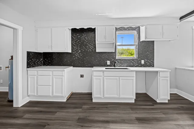 $300,000 | 1806 Calvert Street, North Charleston, SC 29405