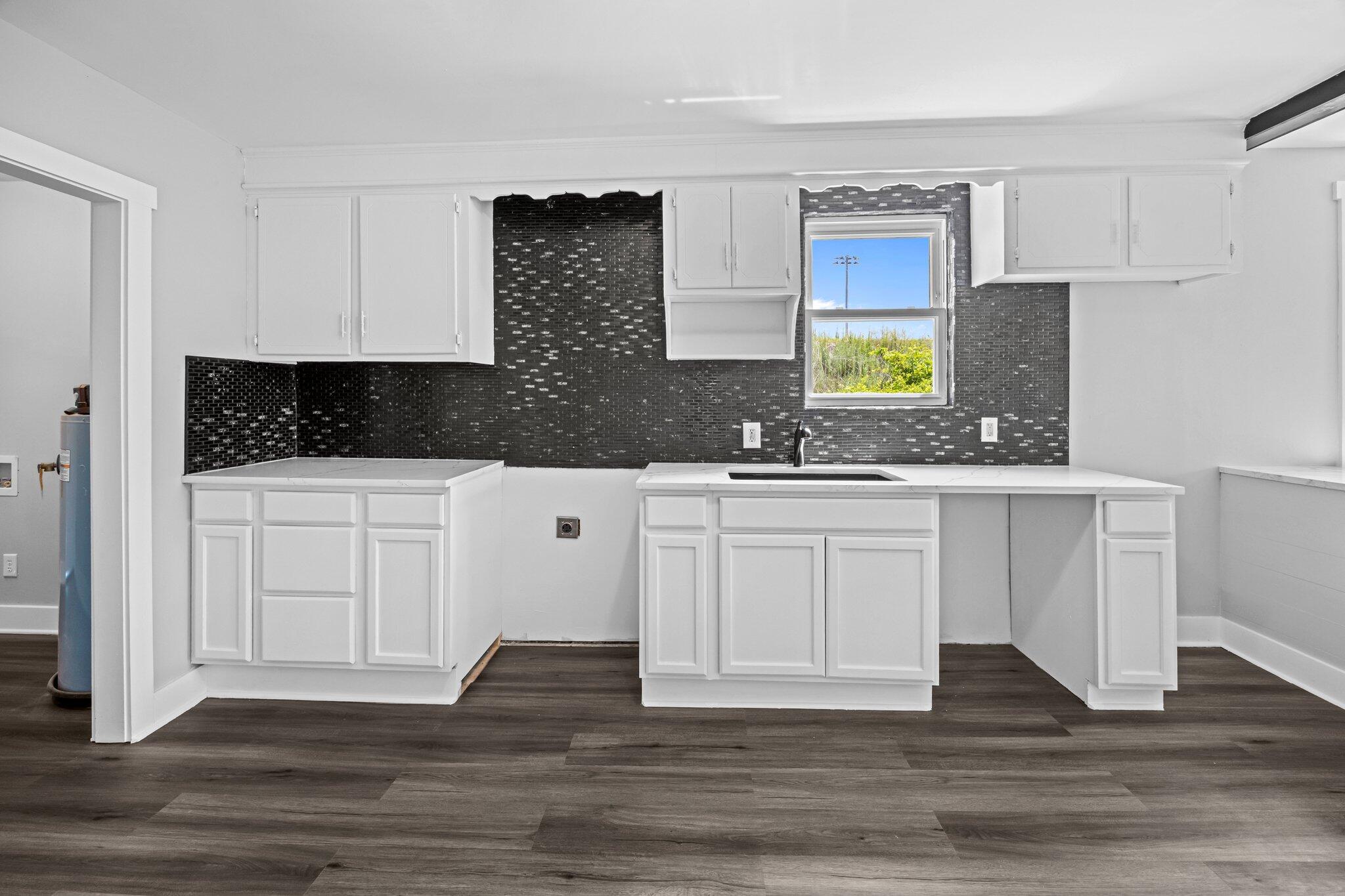 1806 Calvert Street North Charleston, SC 29405 - Photo 8 of 37 Kitchen