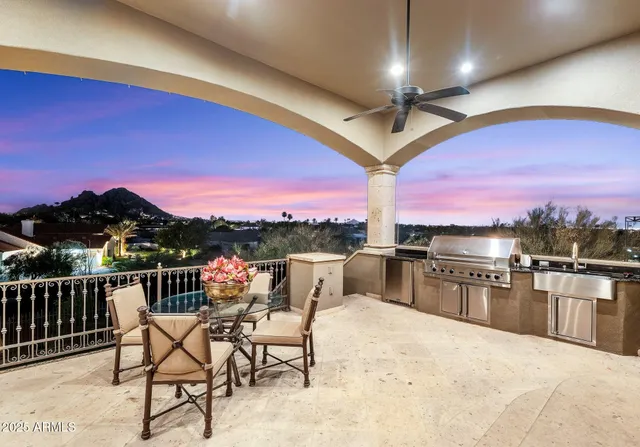$4,400,000 | 5738 North 32nd Place, Paradise Valley, AZ 85253