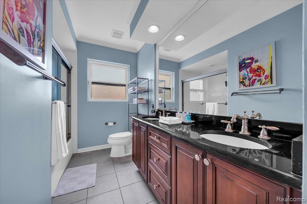 16141 Reedmere Avenue Beverly Hills, MI 48025 - Photo 19 of 42