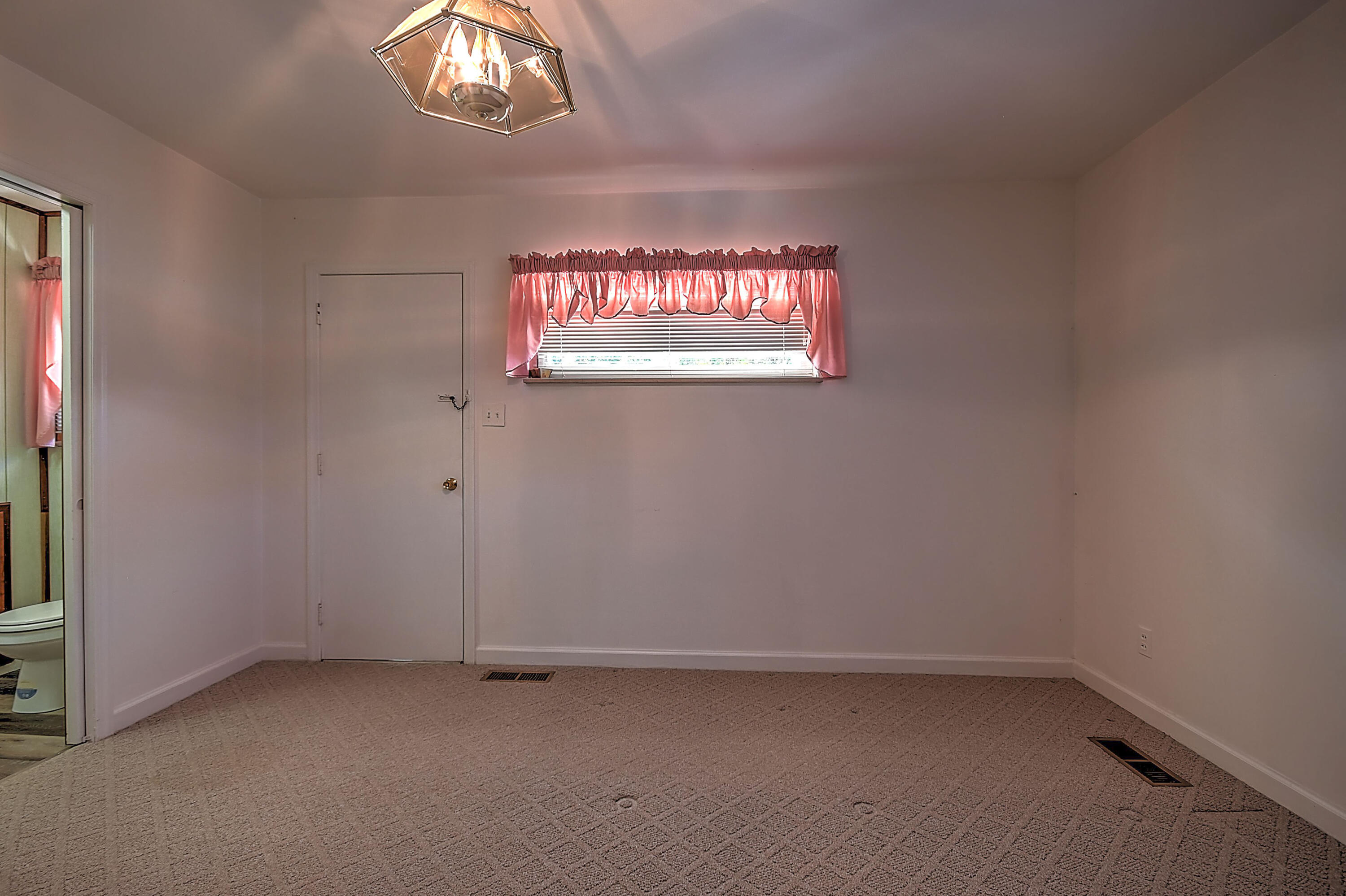 312 Hope Road Greeneville, TN 37745 - Photo 14 of 33 14