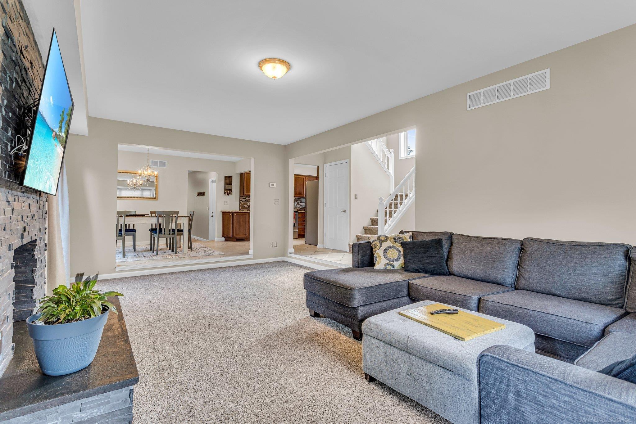 690 Baker Street Rochester Hills, MI 48307 - Photo 8 of 30