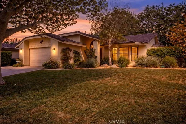 $469,900 | 44306 Ruthron Avenue, Lancaster, CA 93536