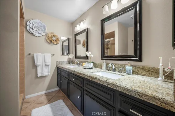 $469,900 | 44306 Ruthron Avenue, Lancaster, CA 93536