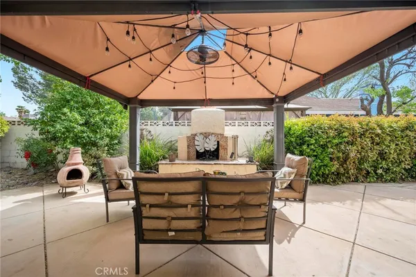 $469,900 | 44306 Ruthron Avenue, Lancaster, CA 93536