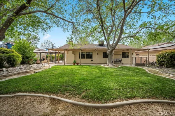 $469,900 | 44306 Ruthron Avenue, Lancaster, CA 93536