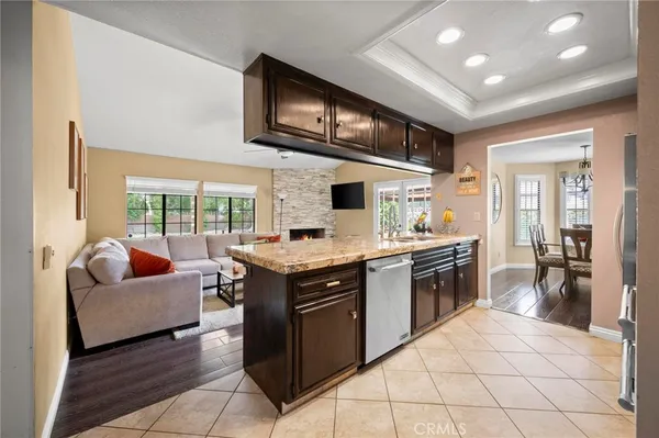 $469,900 | 44306 Ruthron Avenue, Lancaster, CA 93536