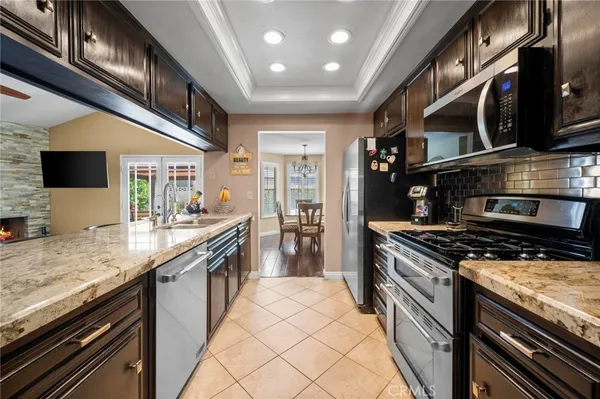 $469,900 | 44306 Ruthron Avenue, Lancaster, CA 93536