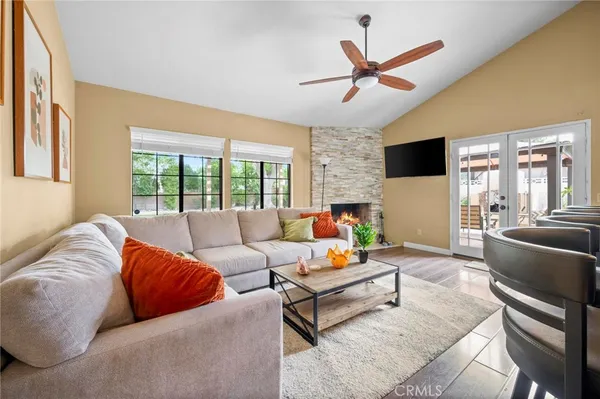 $469,900 | 44306 Ruthron Avenue, Lancaster, CA 93536