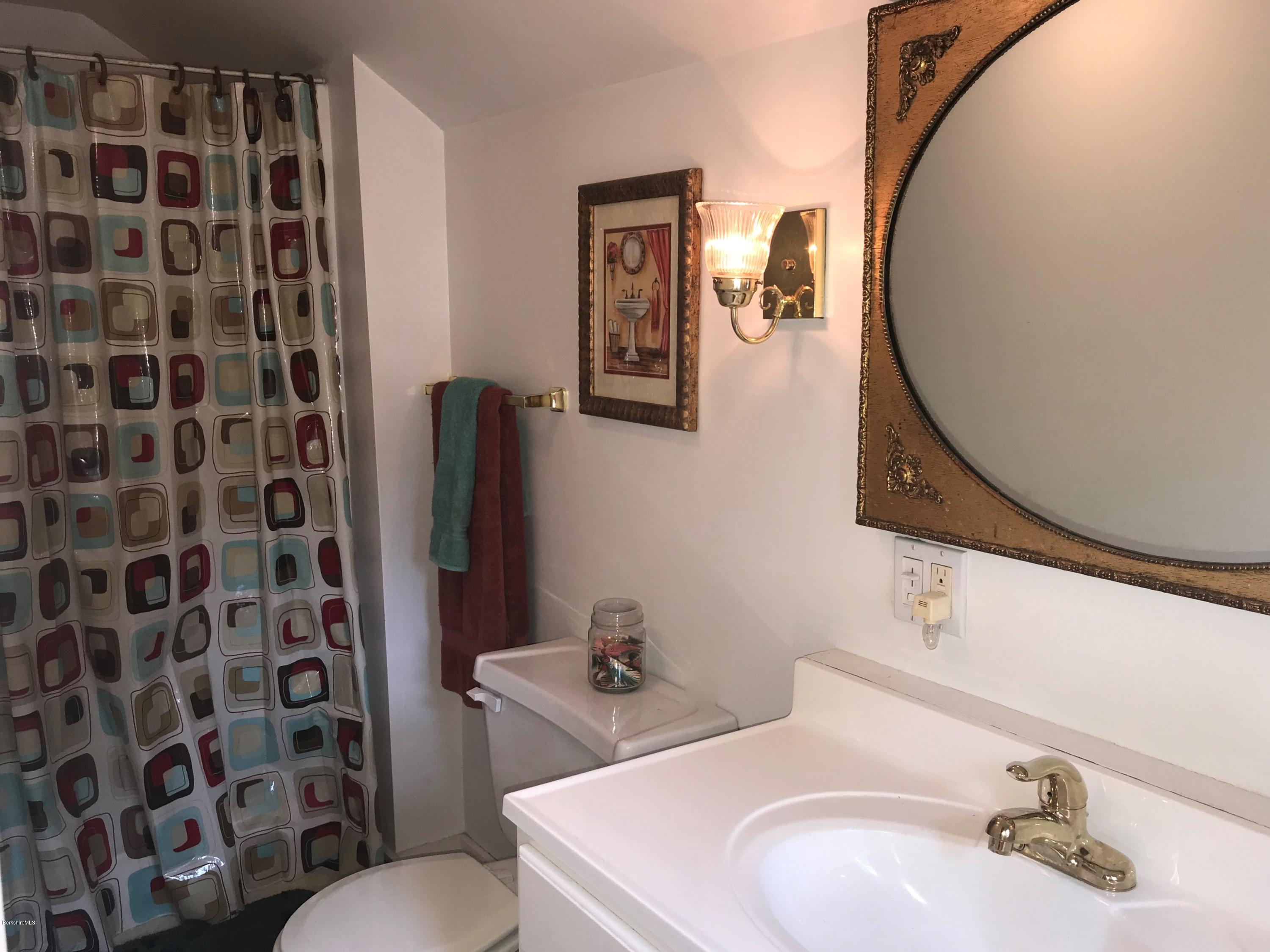 46 Spring Street Pittsfield, MA 01201 - Photo 14 of 22 Full bath