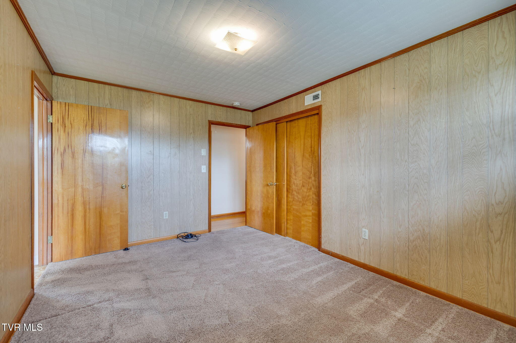 1029 Spring Valley Drive Kingsport, TN 37660 - Photo 21 of 34 021