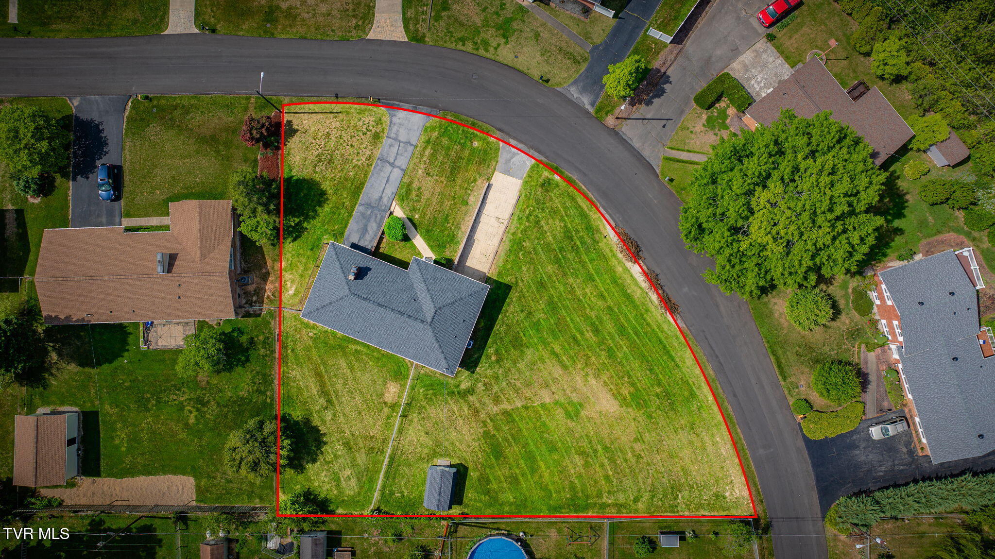 1029 Spring Valley Drive Kingsport, TN 37660 - Photo 31 of 34 105a