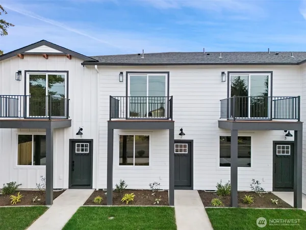 $399,950 | 669 West Hendrickson Road, Unit 2, Sequim, WA 98382