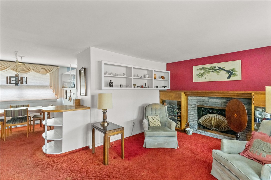 36 Gloucester Street Warwick, RI 02886 - Photo 11 of 33