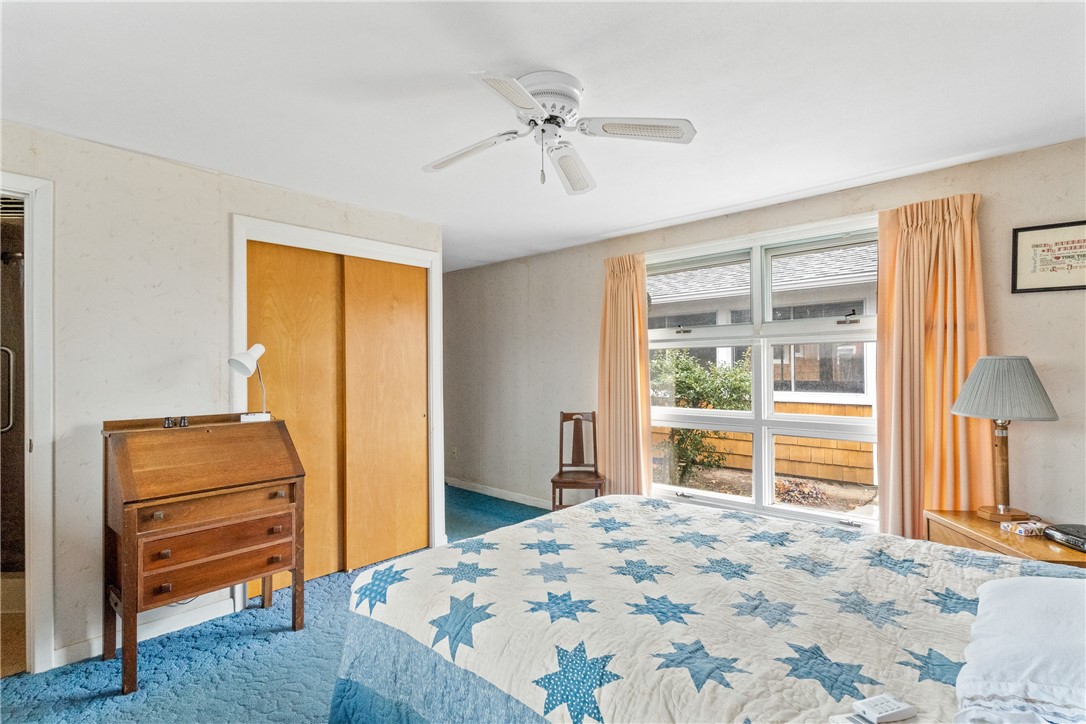 36 Gloucester Street Warwick, RI 02886 - Photo 17 of 33