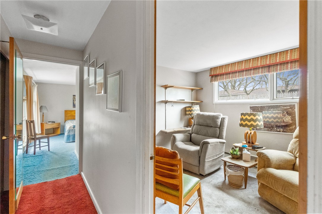 36 Gloucester Street Warwick, RI 02886 - Photo 25 of 33