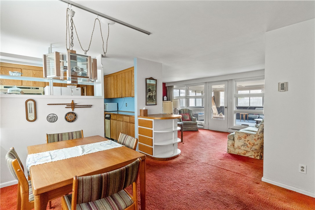 36 Gloucester Street Warwick, RI 02886 - Photo 9 of 33