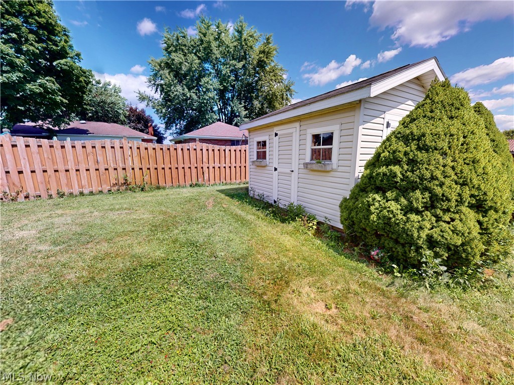 615 Edison Street Struthers, OH 44471 - Photo 19 of 26 Gallery Image 19