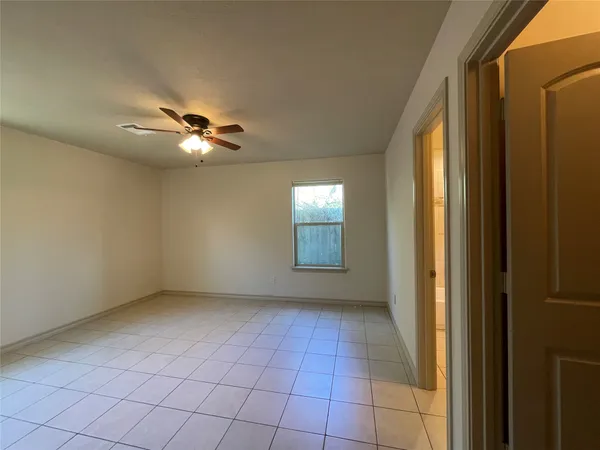 $1,295 | 16928 West Ivanhoe Street, Montgomery, TX 77316