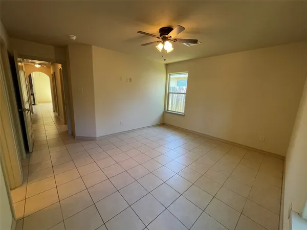 $1,295 | 16928 West Ivanhoe Street, Montgomery, TX 77316
