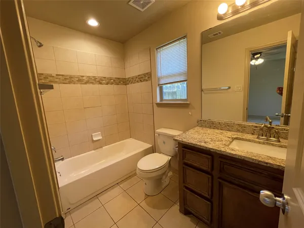 $1,295 | 16928 West Ivanhoe Street, Montgomery, TX 77316