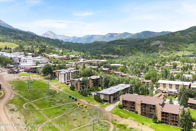 $3,195,000 | 105 Campground Lane, Unit 502, Snowmass Village, CO 81615