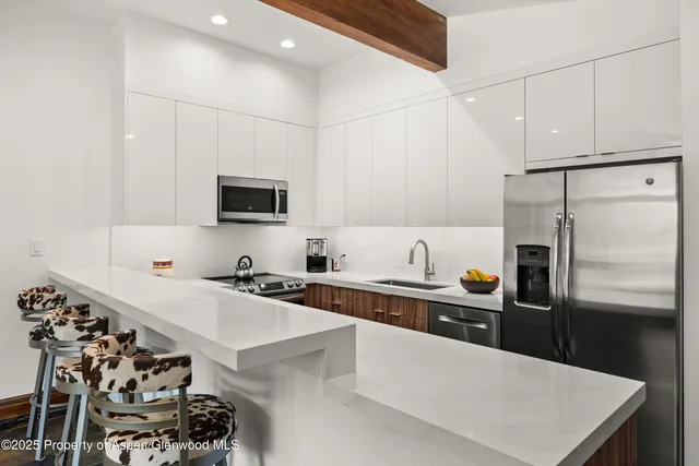 $3,195,000 | 105 Campground Lane, Unit 502, Snowmass Village, CO 81615