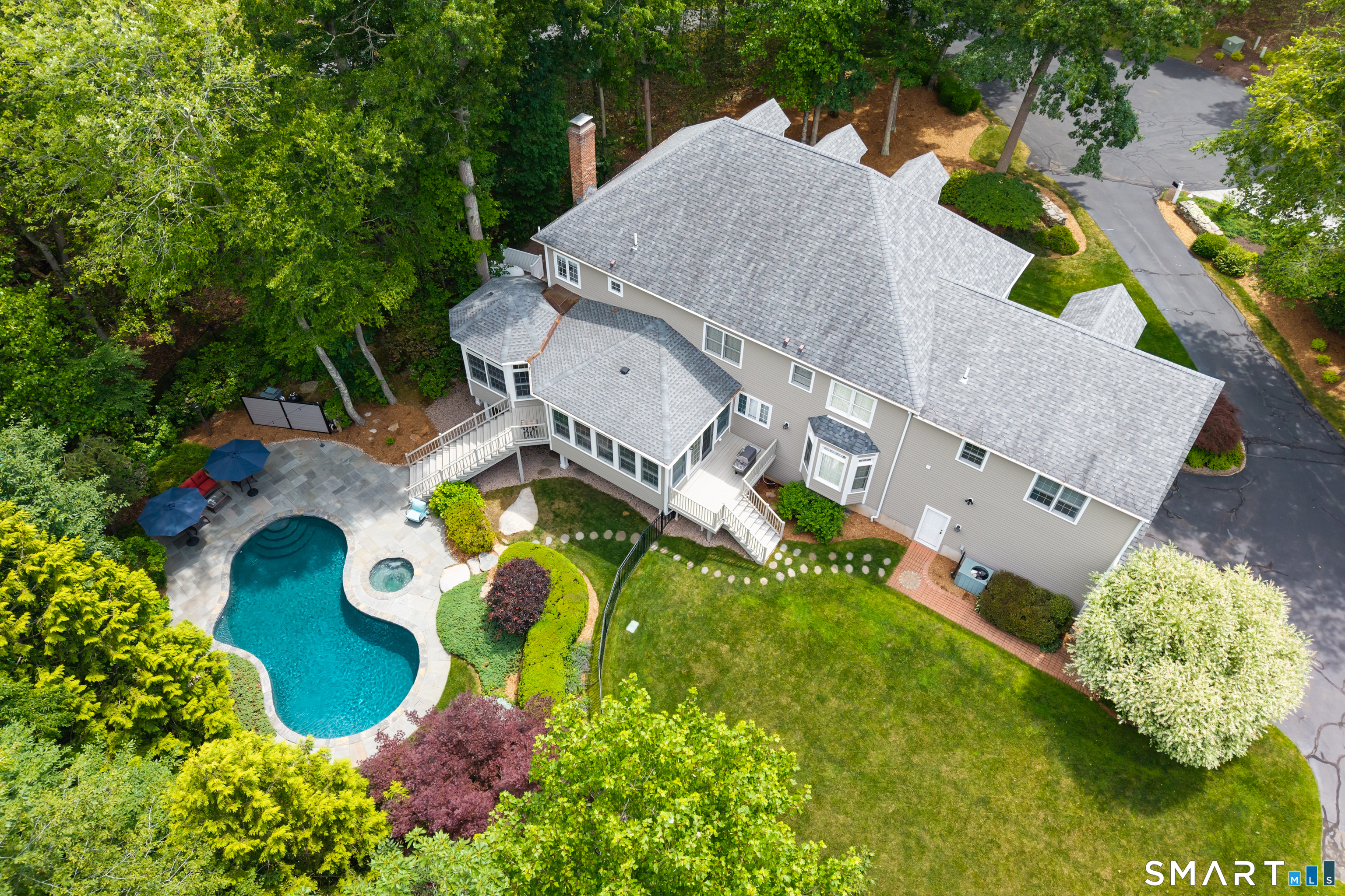 11 Timber Lane Guilford, CT 06437 - Photo 1 of 39 Nestled at end of double cul de sac