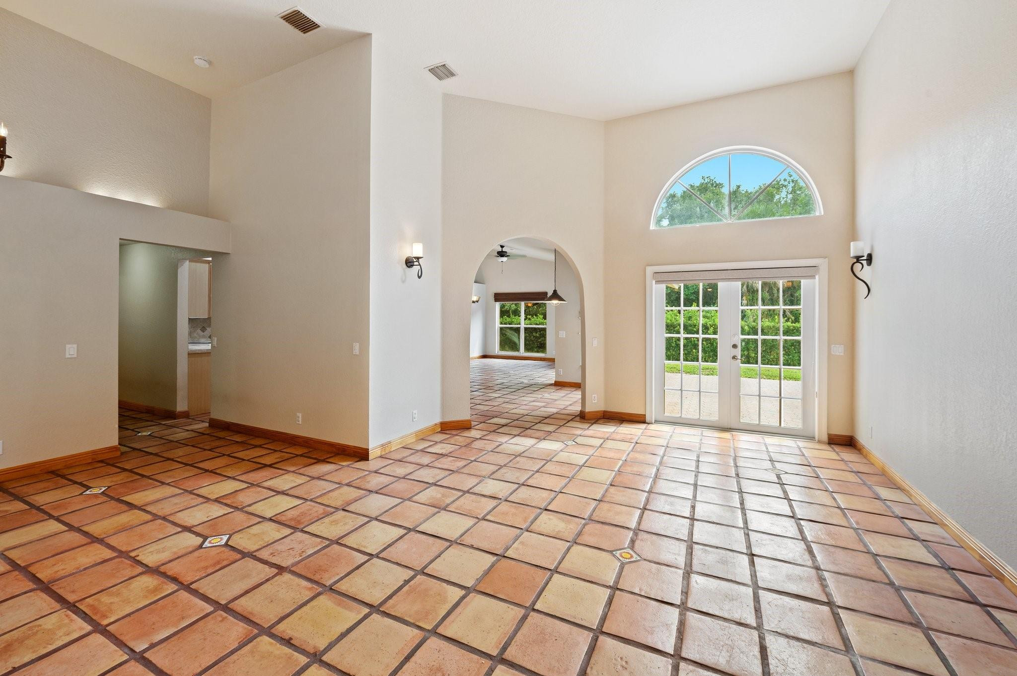 9715 Ridge Trace Davie, FL 33328 - Photo 8 of 48 Photo 8
