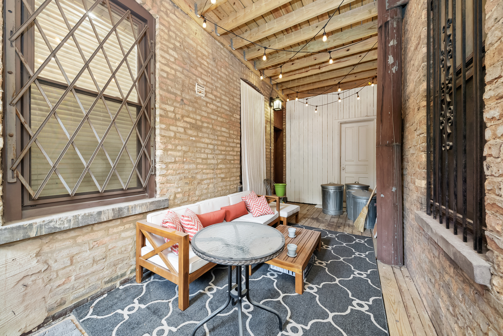 3055 North Seminary Avenue, Unit 3S Chicago, IL 60657 - Photo 19 of 23 a outdoor space with furniture