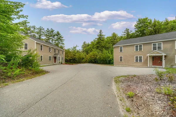 $1,295,000 | 14 Whipple Road, Newport, NH 03773