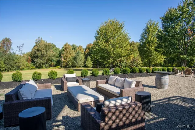 $997,299 | 8850 Rohr Hill Road, Ashford, NY 14171