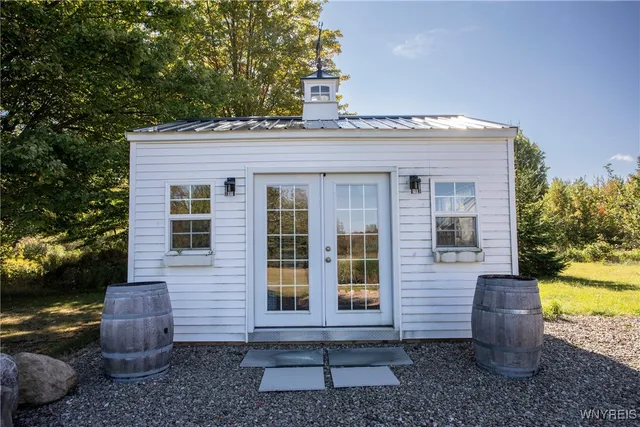 $997,299 | 8850 Rohr Hill Road, Ashford, NY 14171