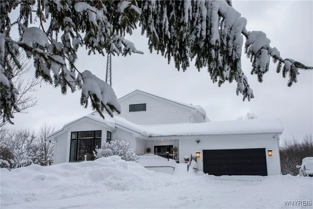 $997,299 | 8850 Rohr Hill Road, Ashford, NY 14171