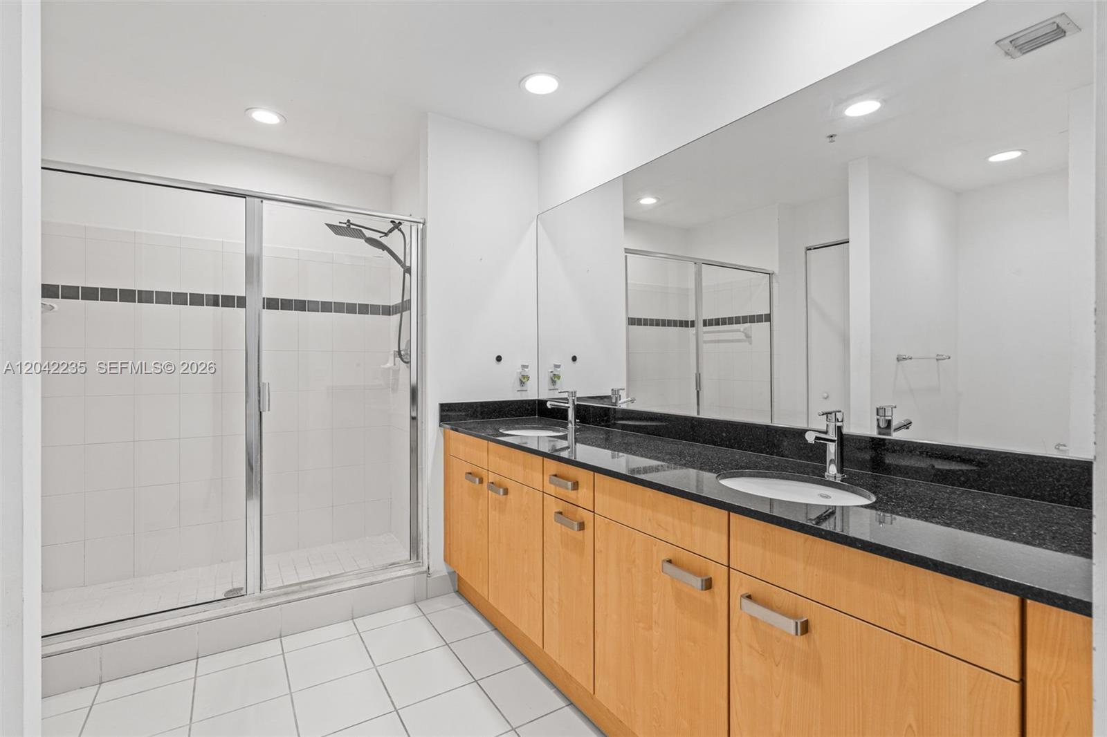 2301 Wilton Drive, Unit R207 Wilton Manors, FL 33305 - Photo 35 of 52