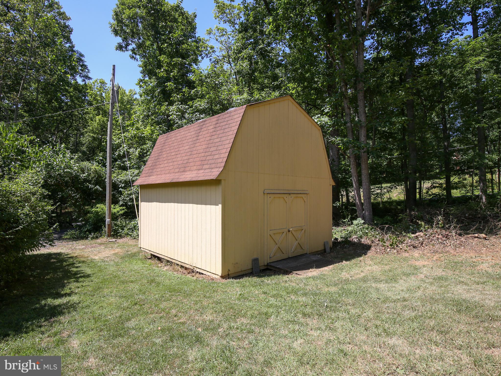 345 Ebenezer Road Bluemont, VA 20135 - Photo 8 of 44