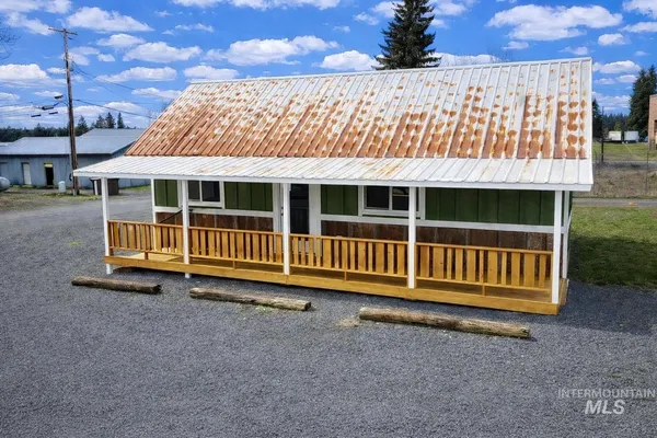 $169,900 | 205 North Main Street, Weippe, ID 83553