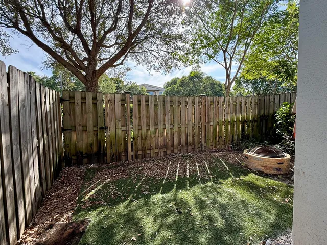 $2,700 | 5182 Ashley River Road, West Palm Beach, FL 33417