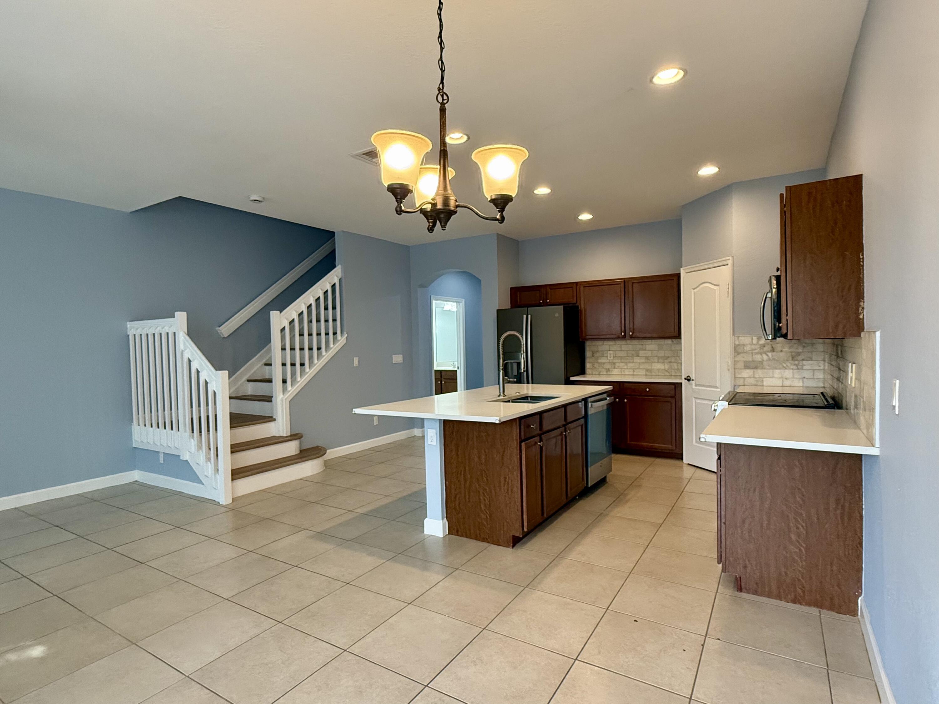 5182 Ashley River Road West Palm Beach, FL 33417 - Photo 5 of 16 IMG_2317