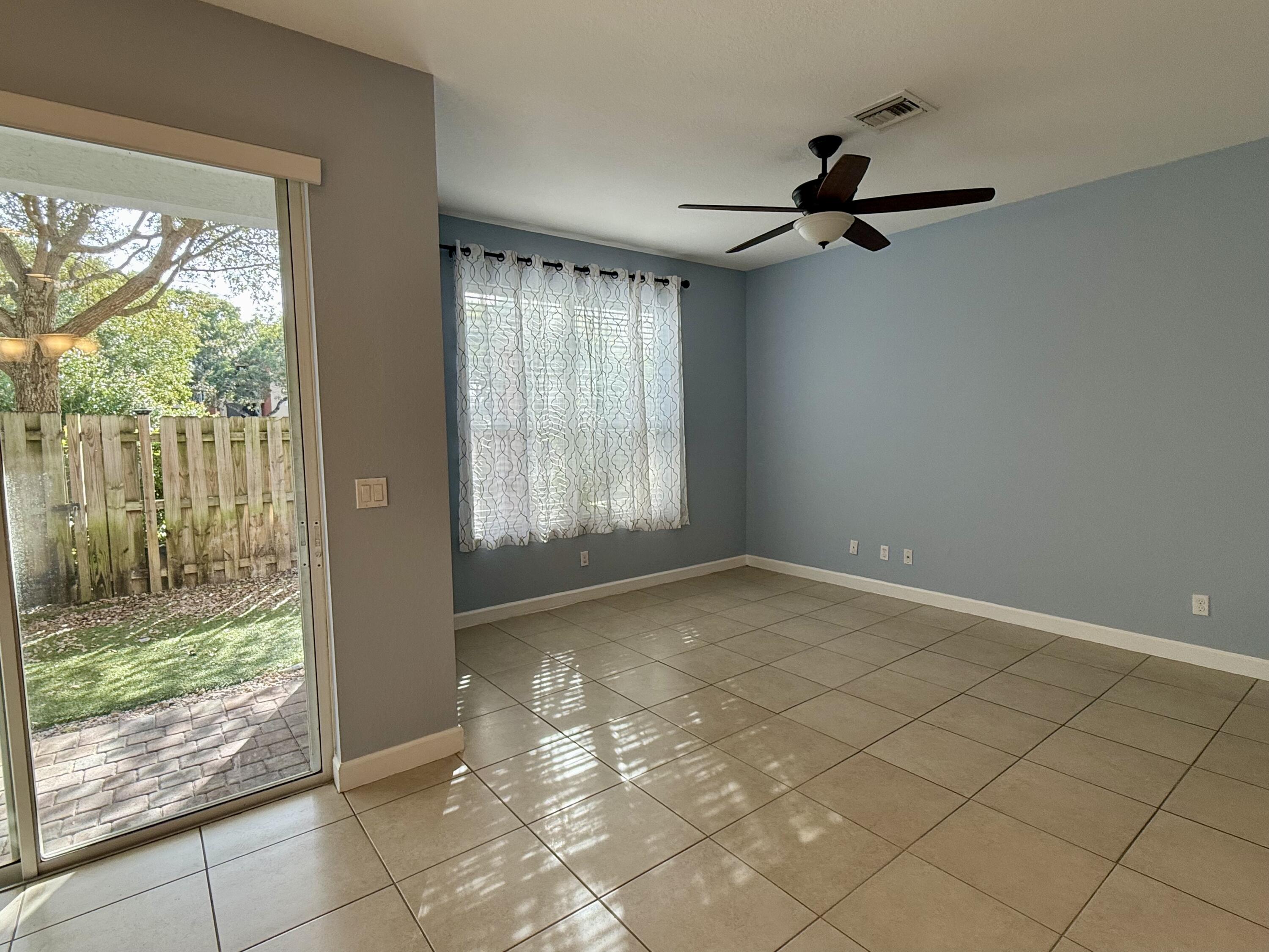 5182 Ashley River Road West Palm Beach, FL 33417 - Photo 9 of 16 IMG_2324