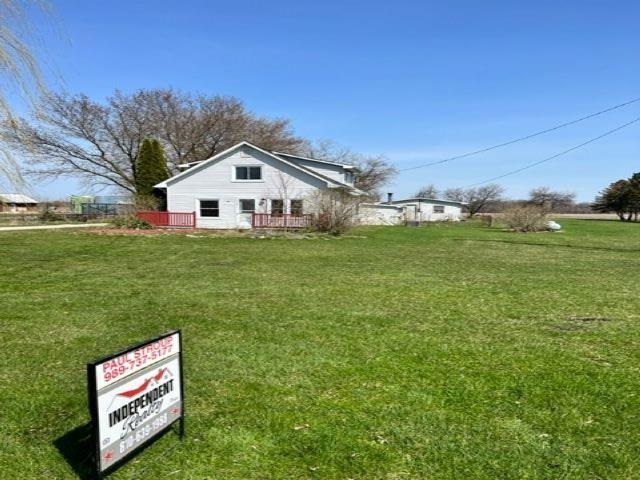 6071 East Burt Road Birch Run, MI 48415 - Photo 2 of 14 50071820-1.JPG
