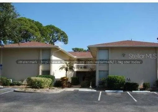 $1,895 | 2121 Wood Street, Unit 227, Sarasota, FL 34237